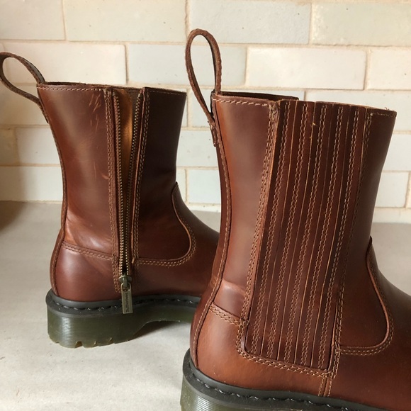 Dr Martens Amaayah Lo Chelsea Boot - Picture 8 of 9